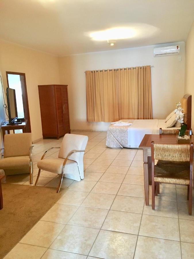 Oasis Hotel Severínia エクステリア 写真